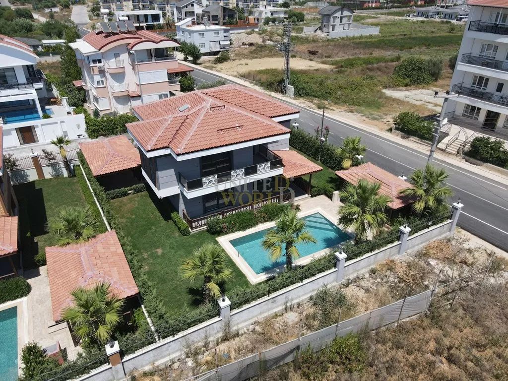 modern_luxury_villas_for_sale in_belek_antalya_(7).jpg